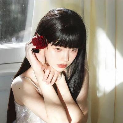 采蘑菇的夫妻